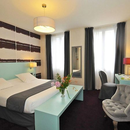 Logis Hotel Le Central 바레즈 외부 사진