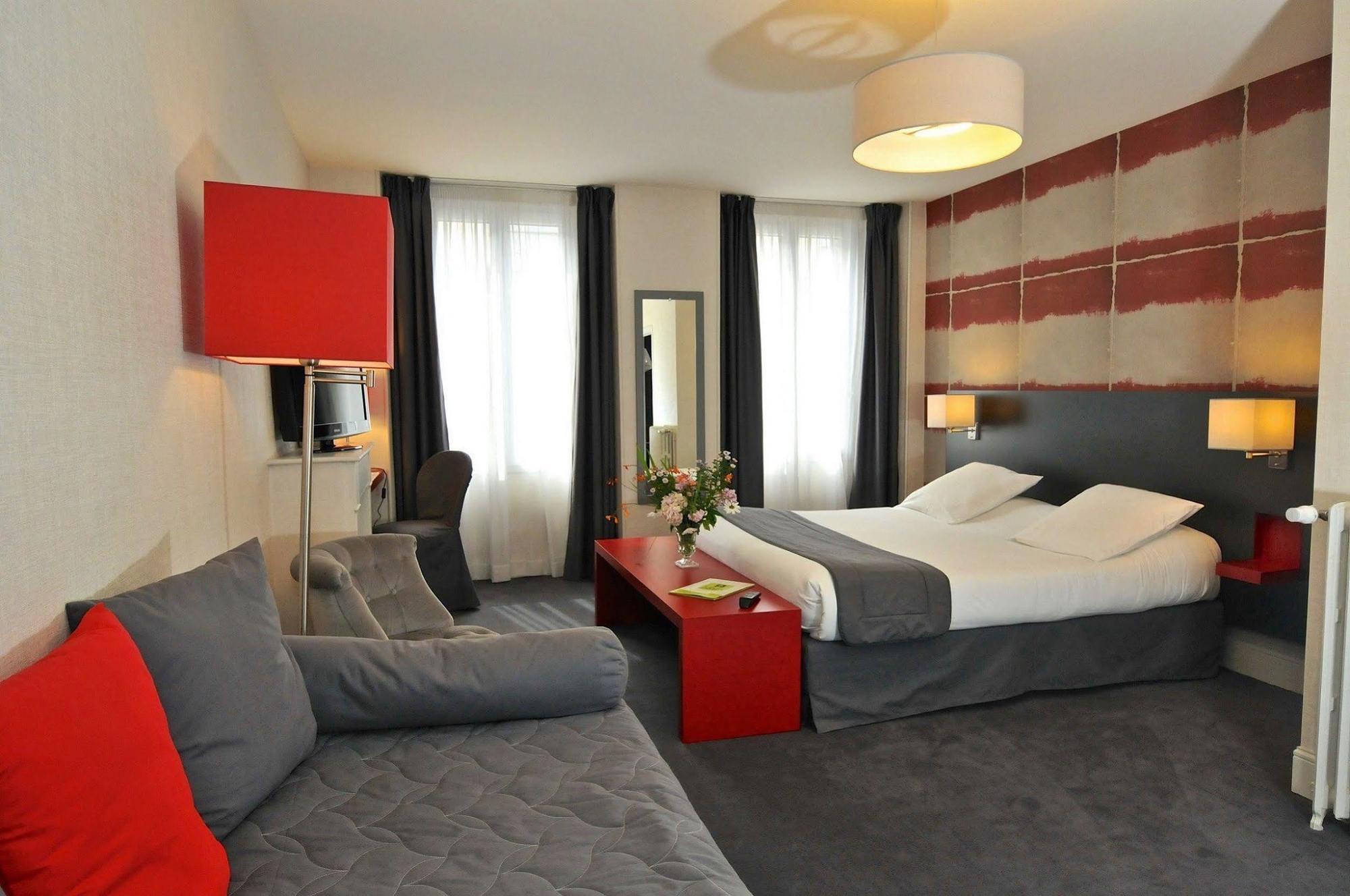 Logis Hotel Le Central 바레즈 외부 사진