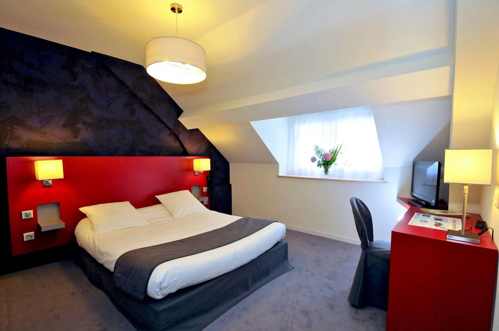 Logis Hotel Le Central 바레즈 외부 사진